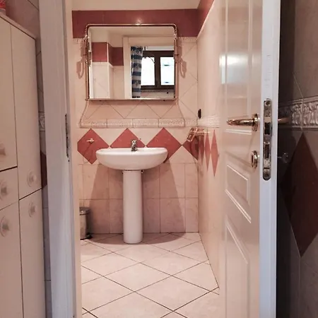 Luxury House Center Apartment